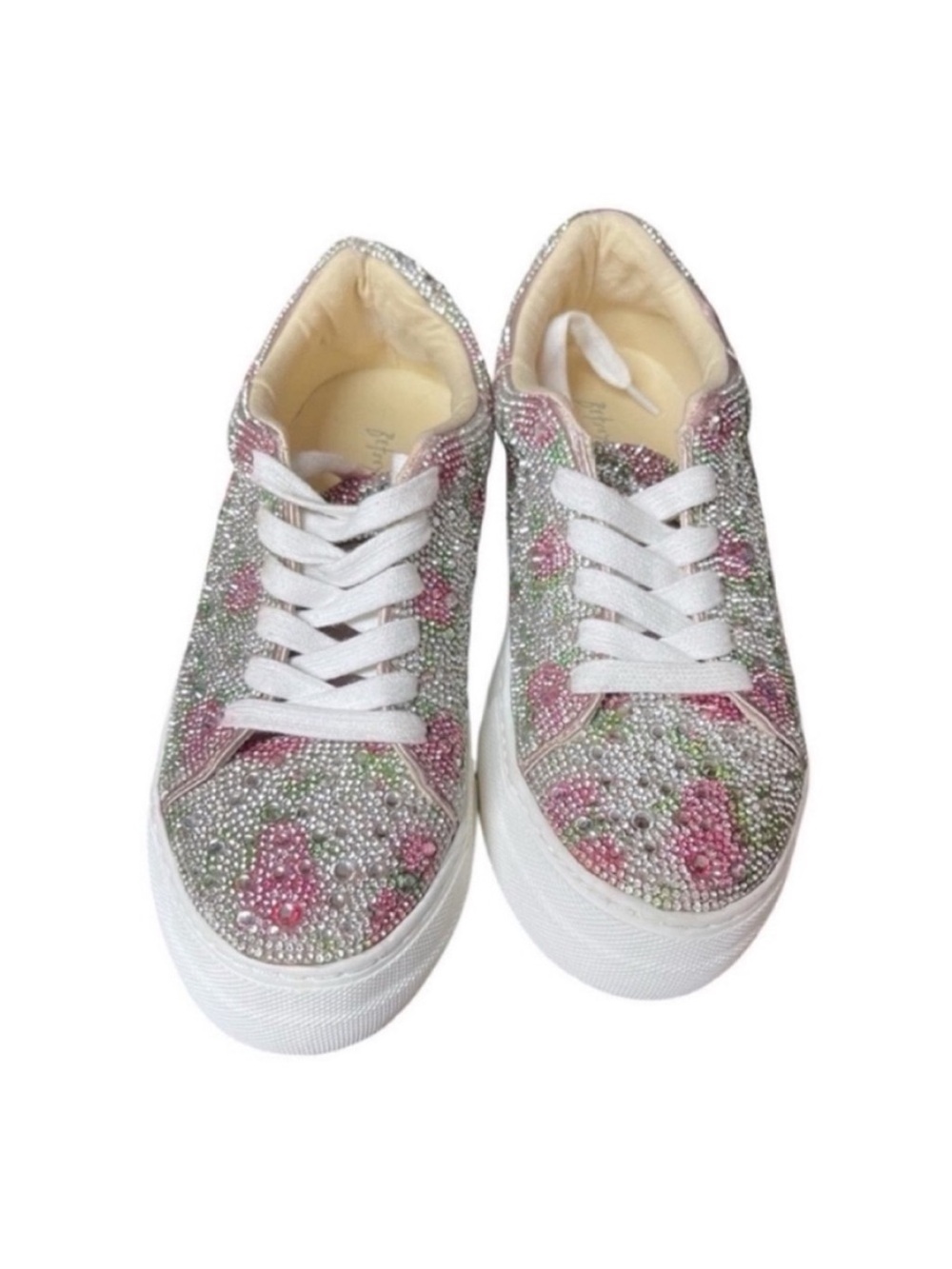 Betsey Johnson Embellished Floral Crystal
Platform Sneakers - Pink size 6